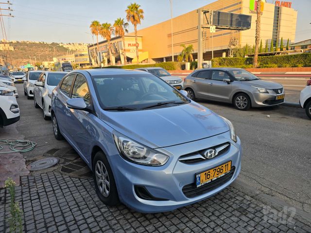 יונדאי אקסנט i25