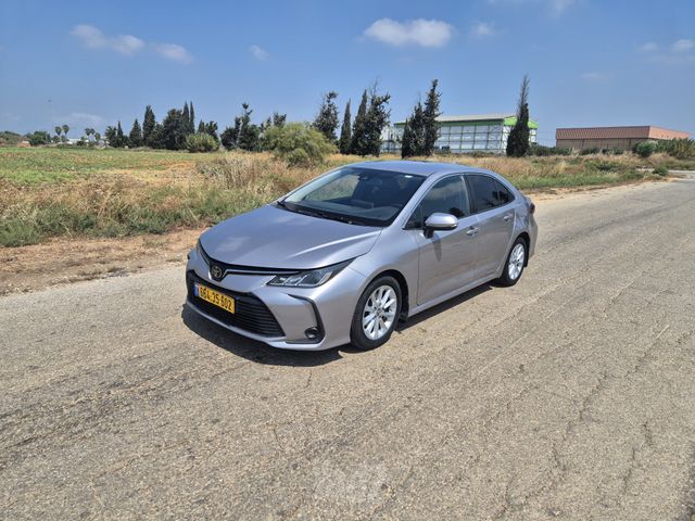 טויוטה קורולה