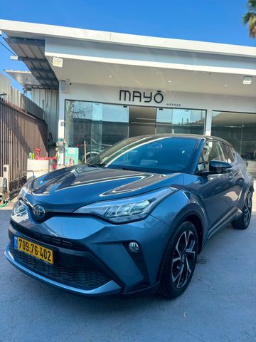 מודעת רכב טויוטה C-HR