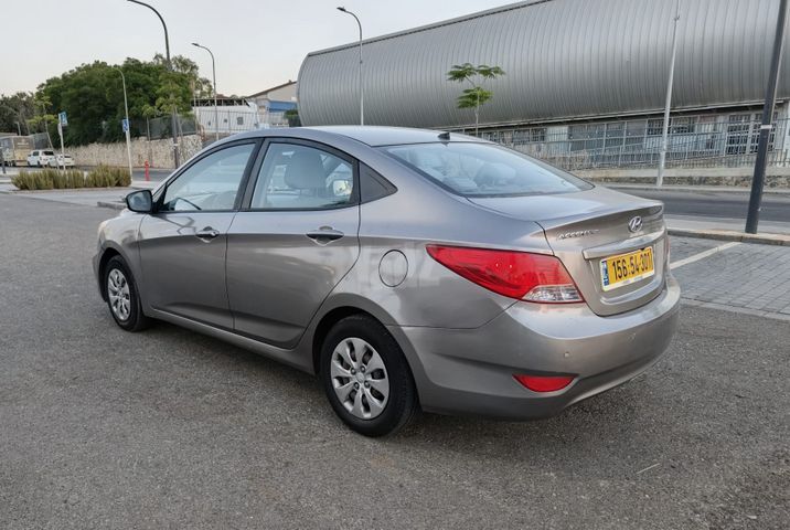יונדאי אקסנט i25
