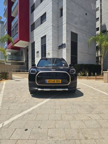 מיני קאנטרימן