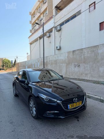 מאזדה 3