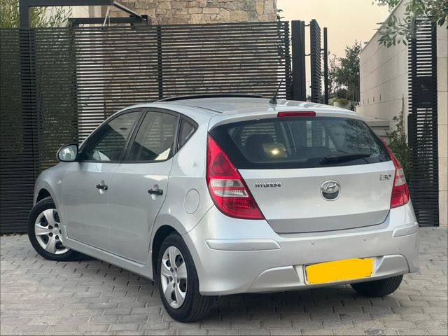 יונדאי i30