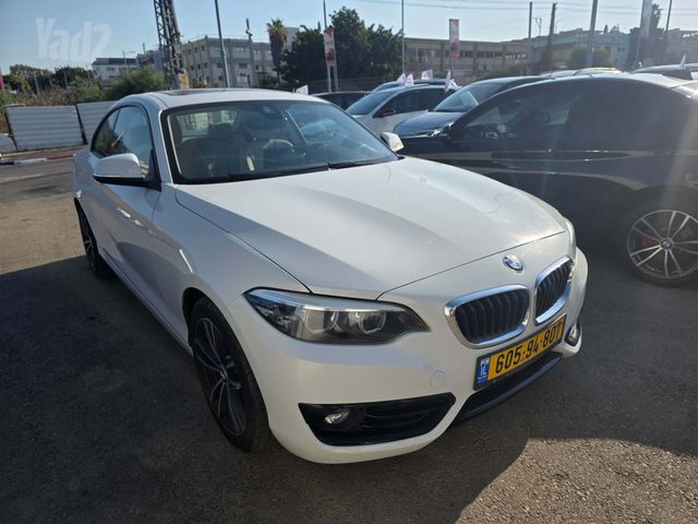 מודעת רכב ב מ וו סדרה 2