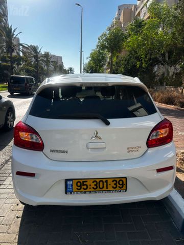 מיצובישי ספייס סטאר