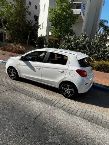 מיצובישי ספייס סטאר