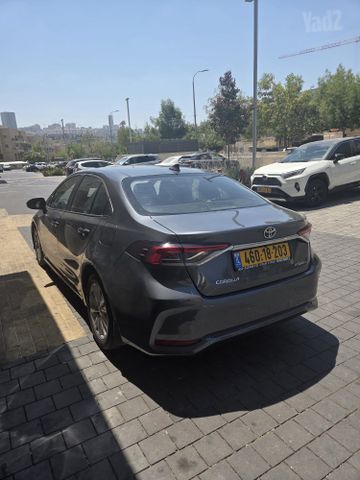 טויוטה קורולה
