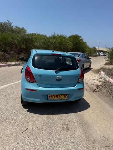 מודעת רכב יונדאי i20