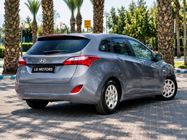 יונדאי i30