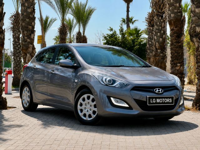 יונדאי i30