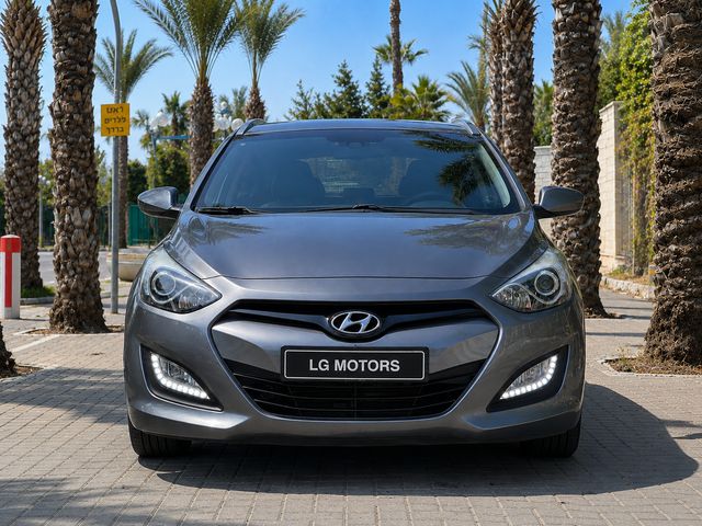 יונדאי i30