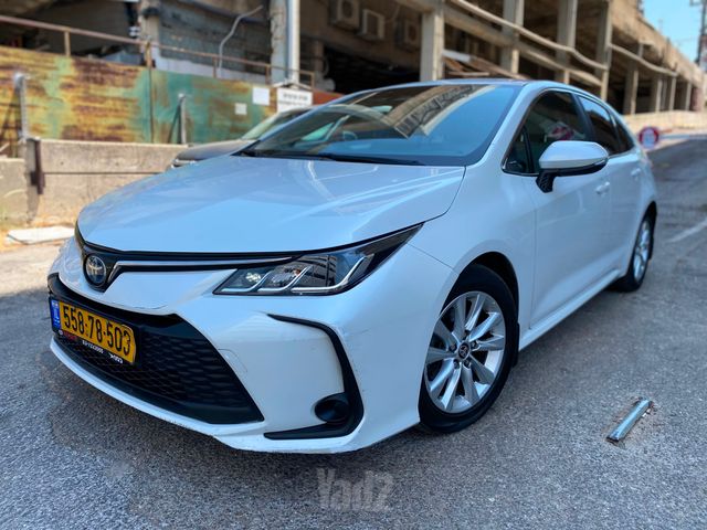 מודעת רכב טויוטה קורולה