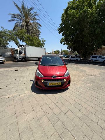 יונדאי i10
