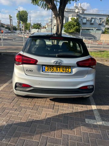 יונדאי i20