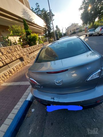 מאזדה 3