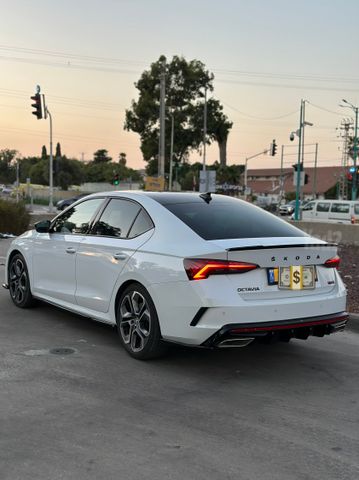 סקודה אוקטביה