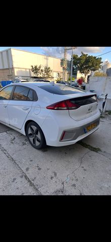 יונדאי איוניק