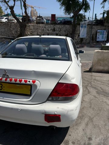 מודעת רכב מיצובישי לנסר