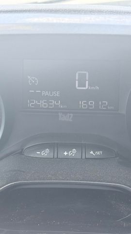 מודעת רכב פיג'ו 208
