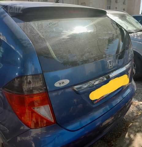 מודעת רכב הונדה FR-V