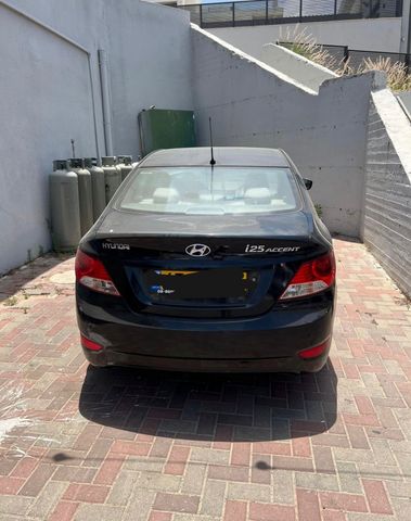 יונדאי אקסנט i25