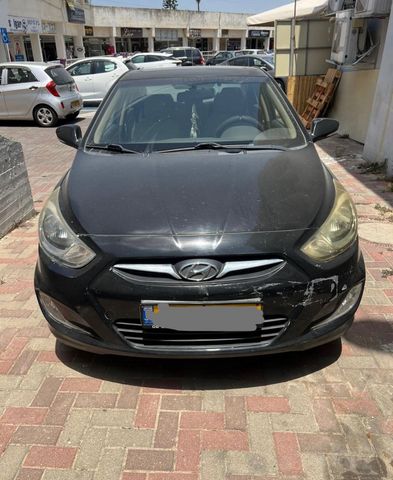 יונדאי אקסנט i25
