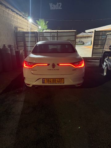 רנו מגאן