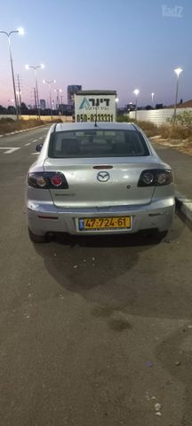 מאזדה 3