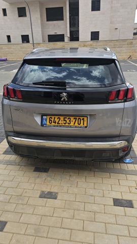 פיג'ו 3008