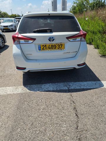 טויוטה אוריס