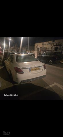 מודעת רכב מרצדס-בנץ C-class