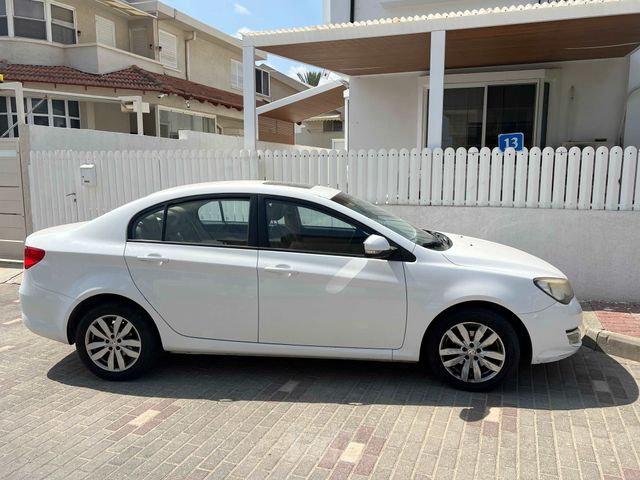 מודעת רכב אם ג'י 350
