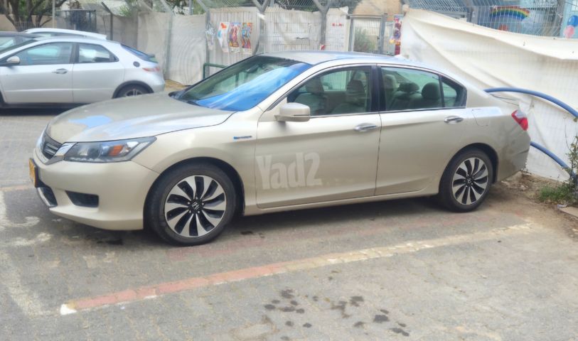 מודעת רכב הונדה אקורד
