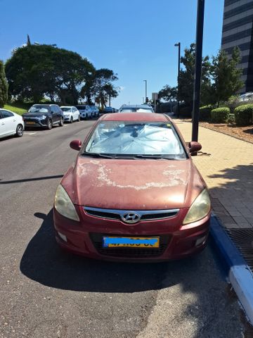 יונדאי i30
