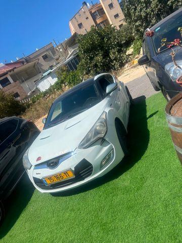 יונדאי ולוסטר