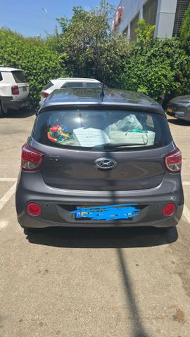 יונדאי i10