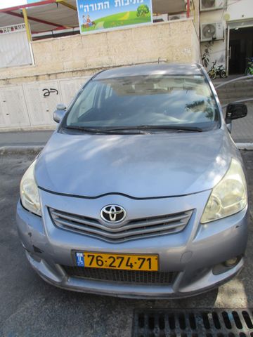מודעת רכב טויוטה ורסו