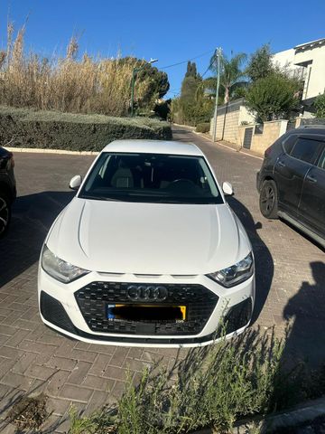 מודעת רכב אאודי A1
