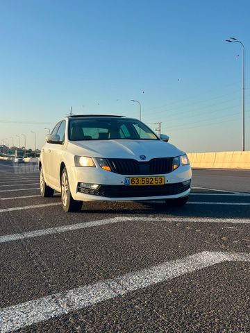 סקודה אוקטביה