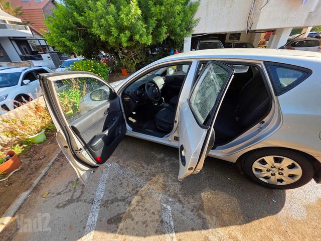 יונדאי i30
