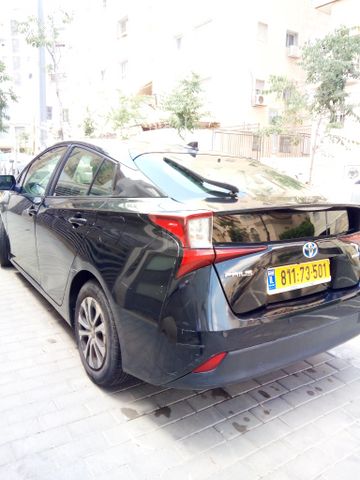 טויוטה פריוס