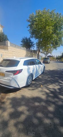 מודעת רכב טויוטה קורולה