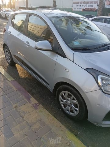 יונדאי i10