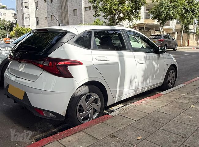 יונדאי i20