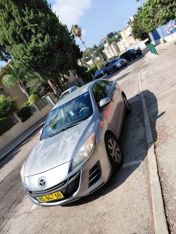 מאזדה 3