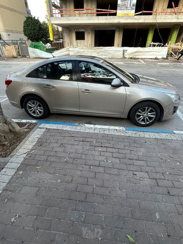 שברולט קרוז