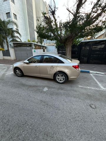 מודעת רכב שברולט קרוז