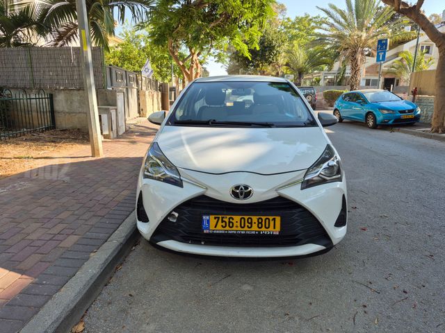 מודעת רכב טויוטה יאריס