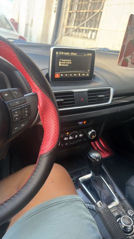 מאזדה 3