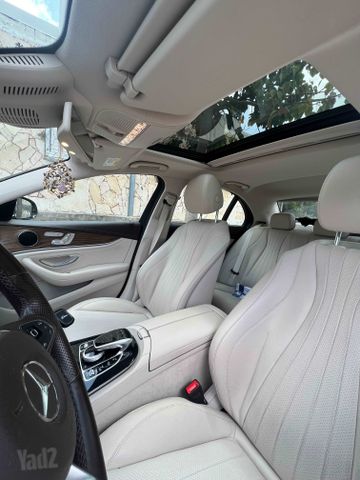מודעת רכב מרצדס-בנץ E-class